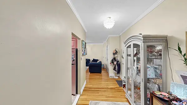 915 E 17th St #117, Brooklyn, NY 11230