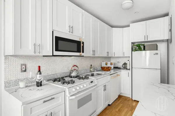 407 E 12th St #4FNE, New York, NY 10009-1309