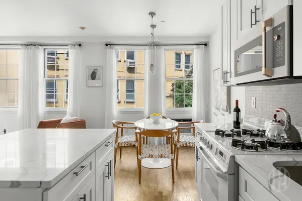 407 E 12th St #4FNE, New York, NY 10009-1309