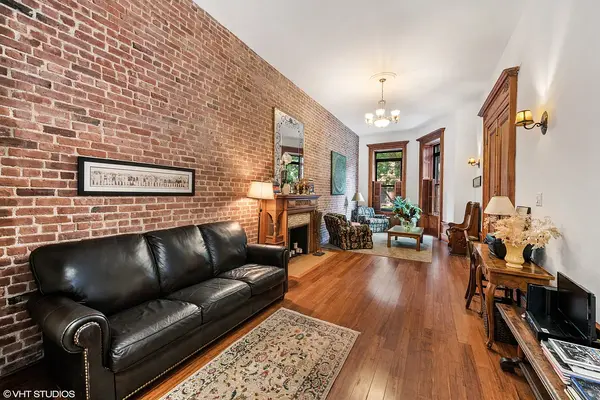 105 W 118th St, New York, NY 10026