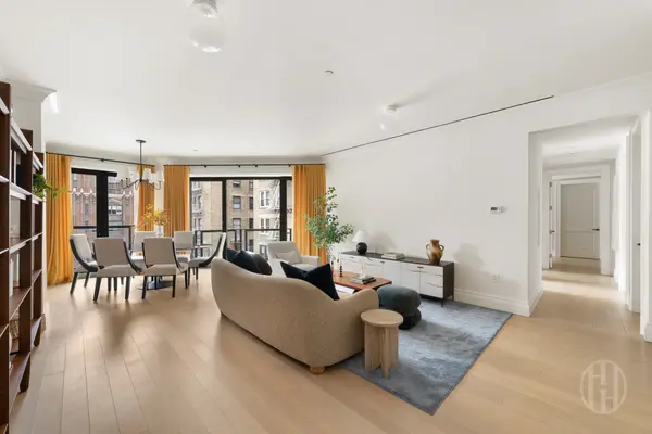 164 W 74th St #PHA, New York, NY 10023