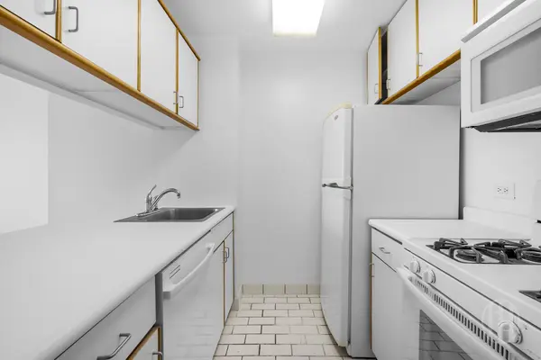 200 Rector Pl #31C, New York, NY 10280