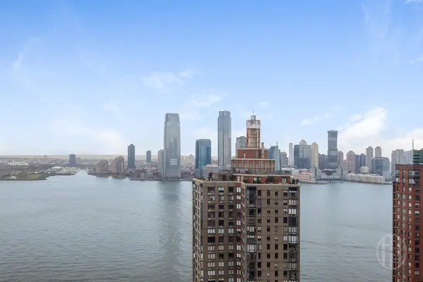 200 Rector Pl #31C, New York, NY 10280