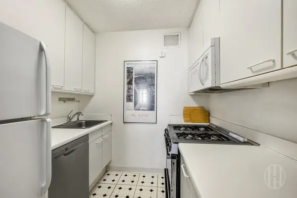 280 Rector Pl #3E, New York, NY 10280