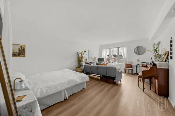 175 W 13th St #11H, New York, NY 10011