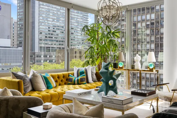 303 E 33rd St #9E, New York, NY 10016