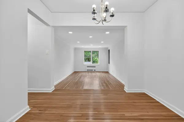 915 E 17th St #207, Brooklyn, NY 11230