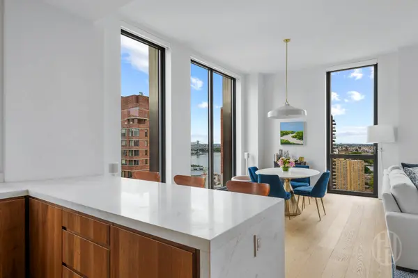 360 E 89th St #22A, New York, NY 10128-5417