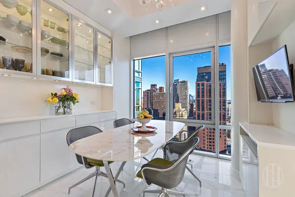 310 E 53rd St #24C, New York, NY 10022