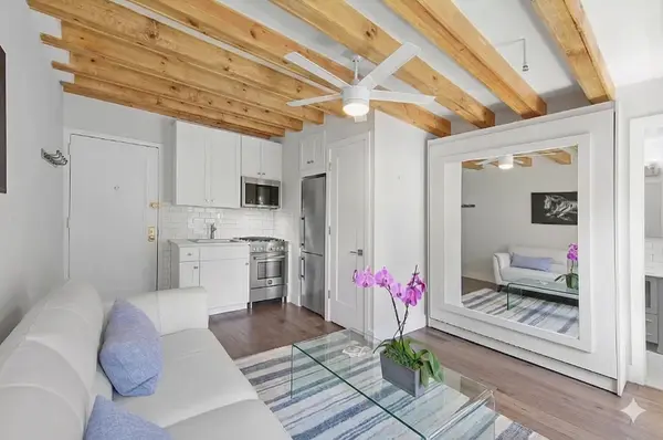 56 Jane St #4G, New York, NY 10014