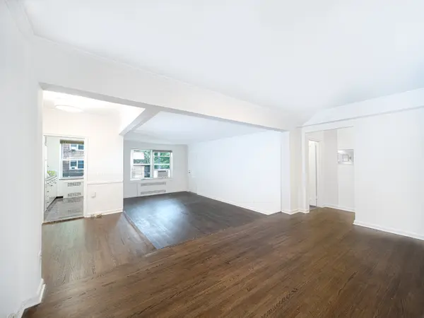 915 E 17th St #109, Brooklyn, NY 11230-3750