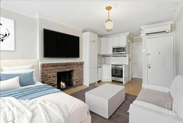354 W 12th St #4D, New York, NY 10014