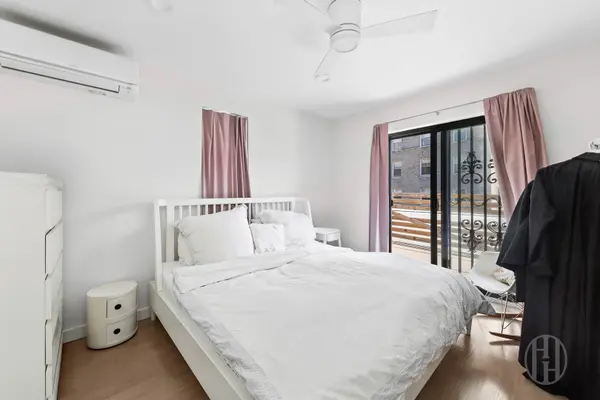 334 W 89th St #4F, New York, NY 10024