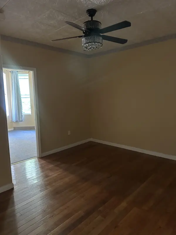 784 Garden St #2, Bronx, NY 10460