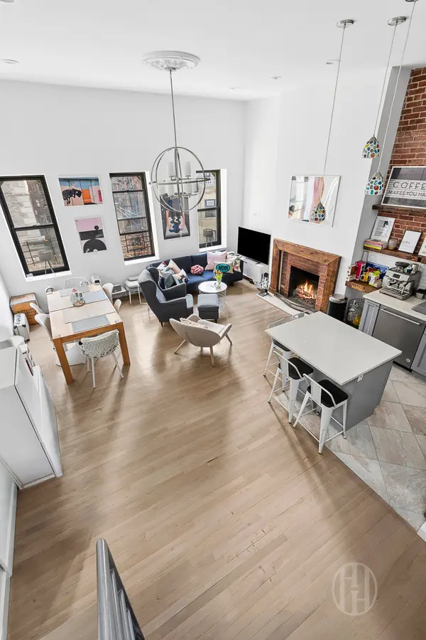 334 W 89th St #4F, New York, NY 10024