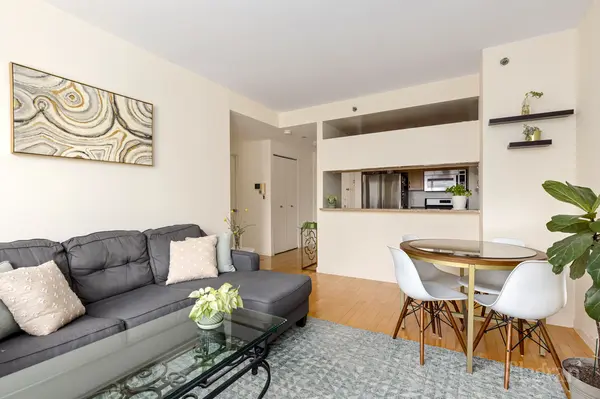 250 E 30th St #6D, New York, NY 10016