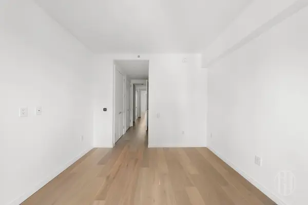 111 W 56th St #40C, New York, NY 10019
