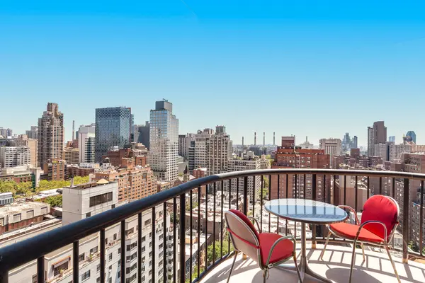 304 E 65th St #21A, New York, NY 10065