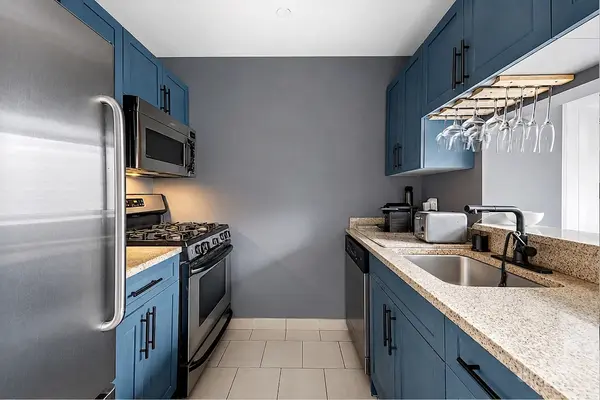 250 E 30th St #8H, New York, NY 10016