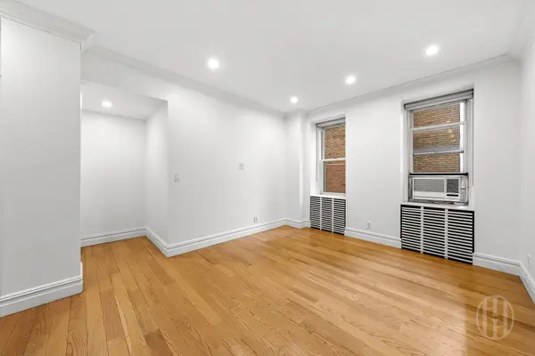 26 E 63rd St #2C, New York, NY 10065-0298