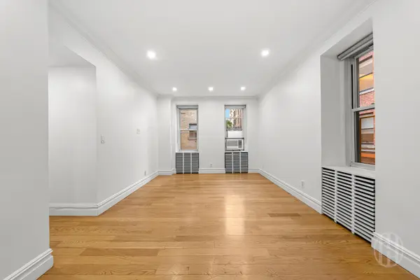 26 E 63rd St #2C, New York, NY 10065-0298