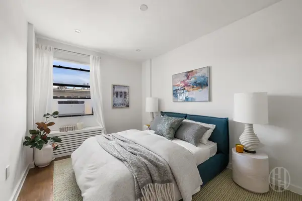 510 W 110th St #PH12D, New York, NY 10025