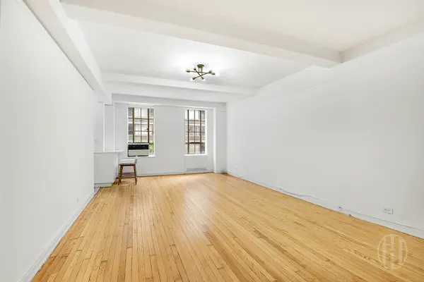 333 W 56th St #3H, New York, NY 10019