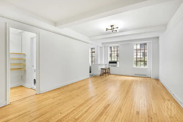 333 W 56th St #3H, New York, NY 10019