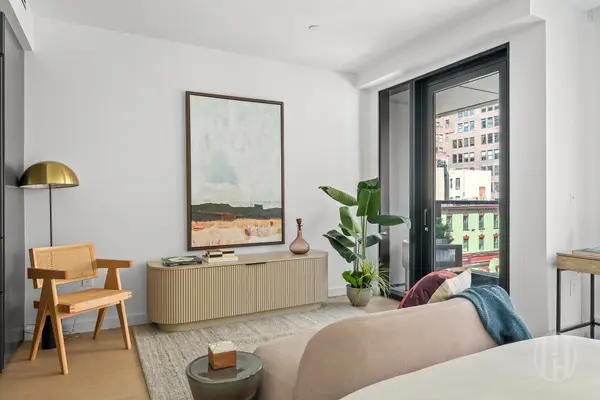 300 W 30th St #4E, New York, NY 10001