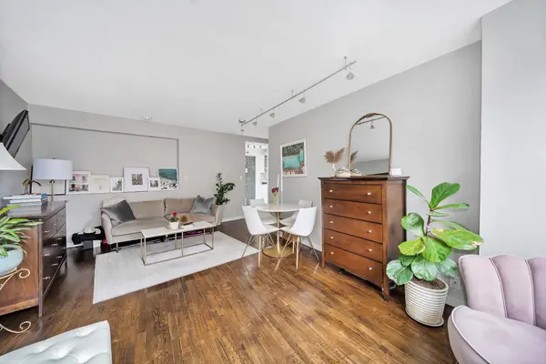 225 E 36th St #3K, New York, NY 10016