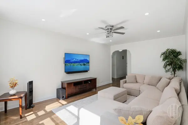 35-45 81st St #B5, Jackson Heights, NY 11372