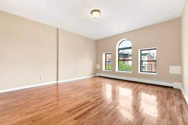 114 W 136th St #3, New York, NY 10030