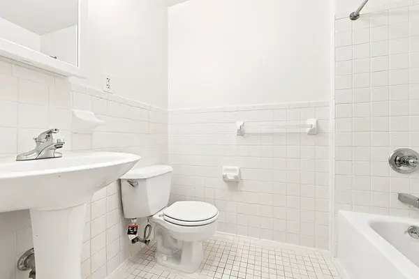 114 W 136th St #3, New York, NY 10030