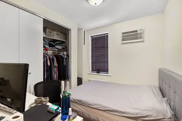 200 E 35th St, New York, NY 10016