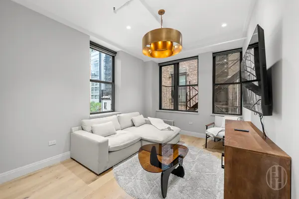 24 W 30th St #5S, New York, NY 10001