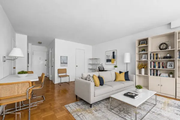 155 E 34th St #16S, New York, NY 10016