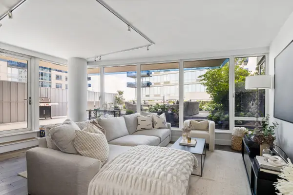 34 N 7th St #9B, Brooklyn, NY 11249