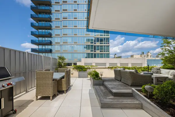 34 N 7th St #9B, Brooklyn, NY 11249