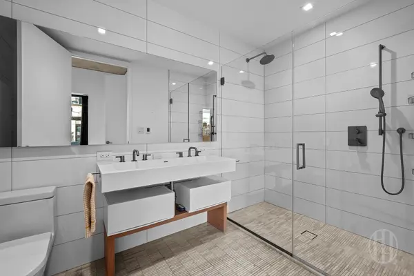 98 Front St #Apartment, Brooklyn, NY 11201