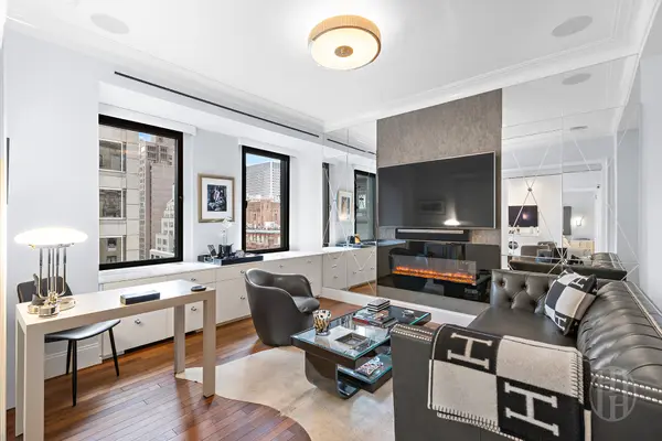465 Park Ave #18E, New York, NY 10022