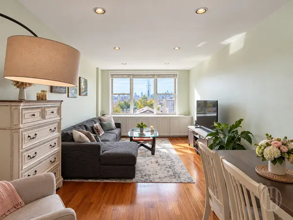 50-15 39th St #4d, Sunnyside, NY 11104