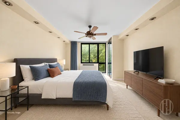 255 E 49th St #4CD, New York, NY 10017