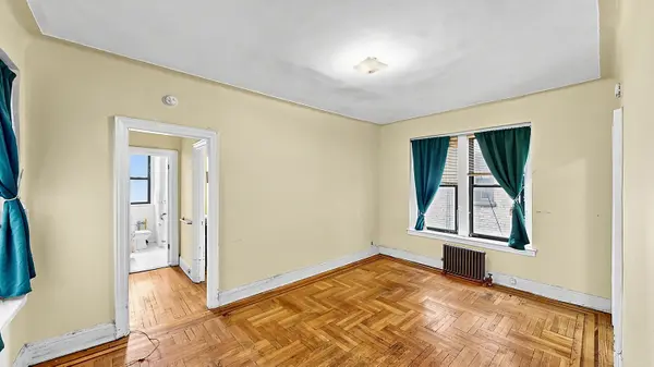1802 Ocean Pkwy #D14, Brooklyn, NY 11223