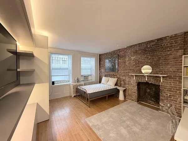 335 W 85th St #1A, New York, NY 10024