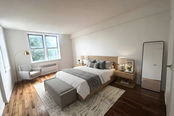224-10 Jamaica Ave #3EE, Queens Village, NY 11429