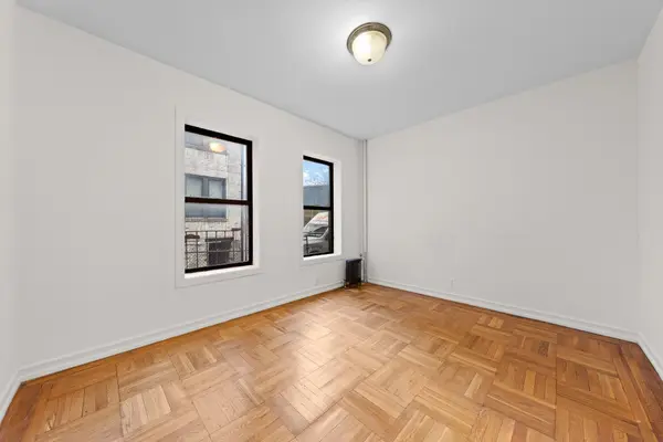 49 E 17th St #1M, Brooklyn, NY 11226