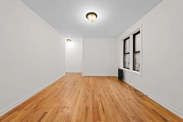 49 E 17th St #1M, Brooklyn, NY 11226