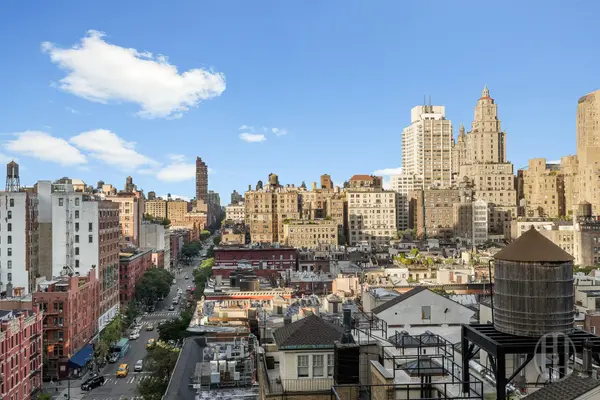 45 W 67th St #14H, New York, NY 10023