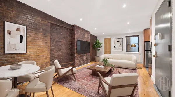 596 3rd Ave #3, New York, NY 10016
