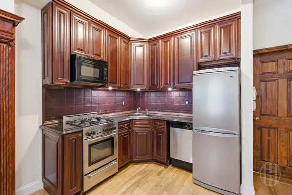 235 W 137th St #1F, New York, NY 10030